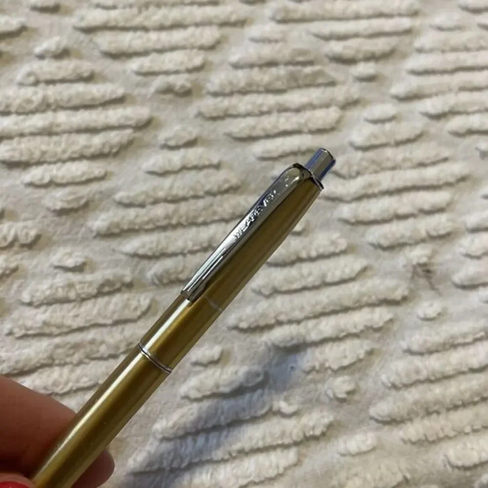 N/A gold tone
